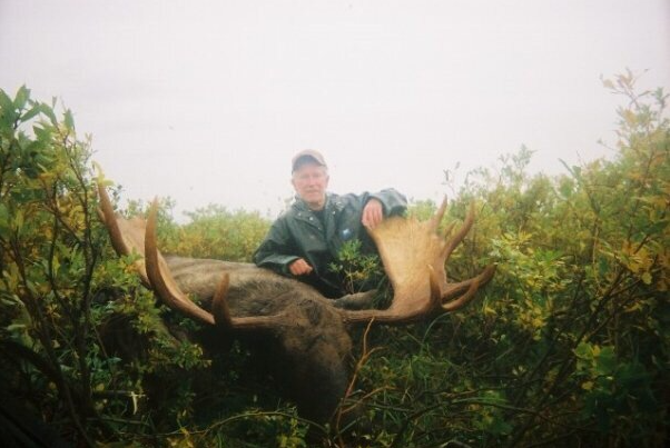 Guided Big Game Hunts & Tours